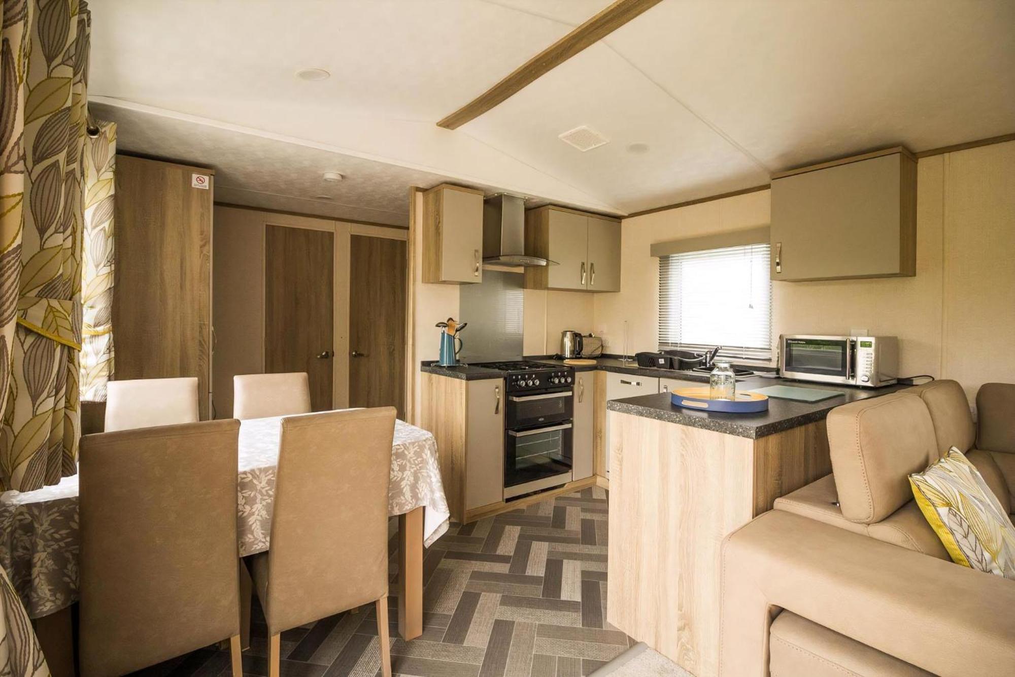 Beautiful 8 Berth Caravan At Heacham Beach In Norfolk Ref 21056C Εξωτερικό φωτογραφία